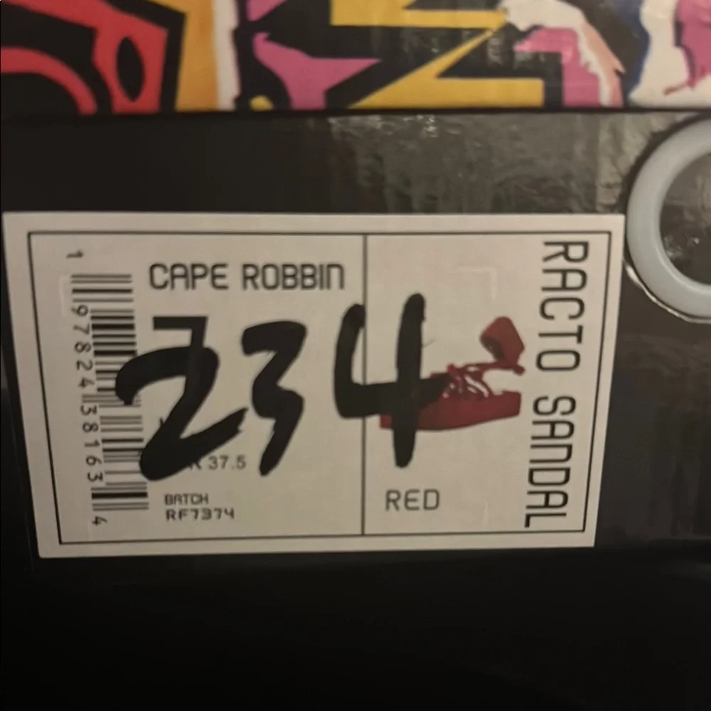 Cape Robbin Women's RED❣️Sandals BRAND NEW IN BOX❣️(pictured in Pink but RED)